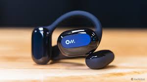 Air pods, Air buds