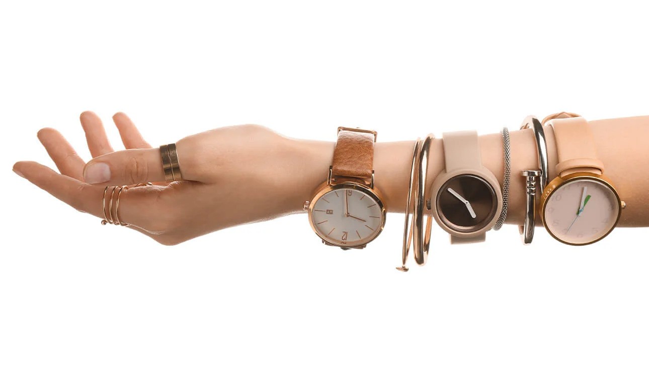 what_womens_watches_are_in_fashion-ezgif.com-webp-to-jpg-converter